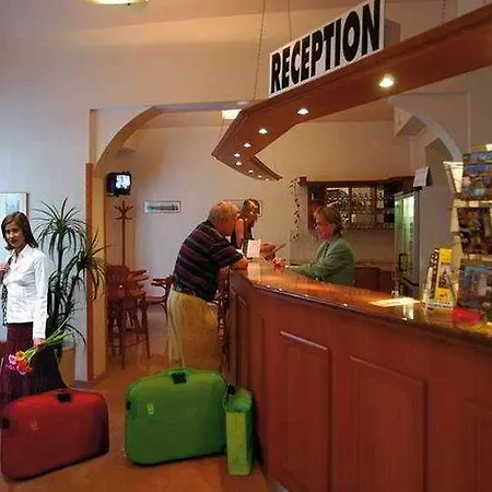 Hotel Club