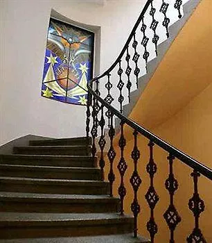 Club Ξενοδοχείο 3*