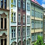 Отель Club